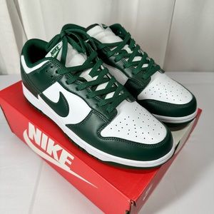 Nike dunk low panda Green